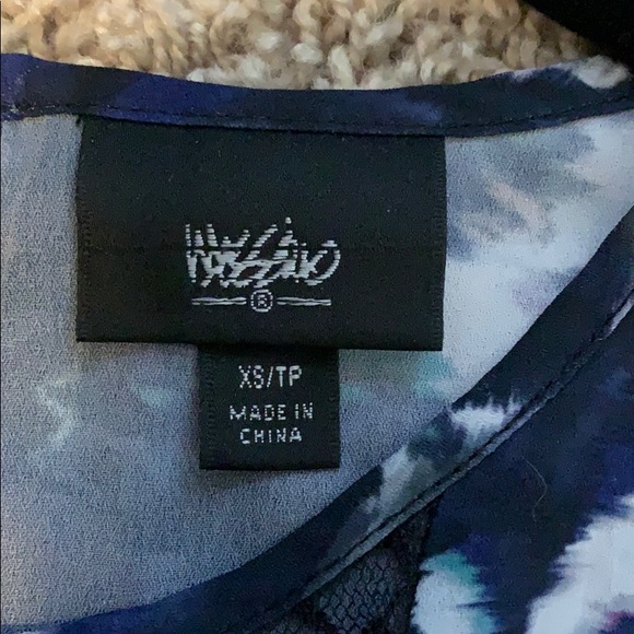 EUC Dress shirt - Picture 6 of 6